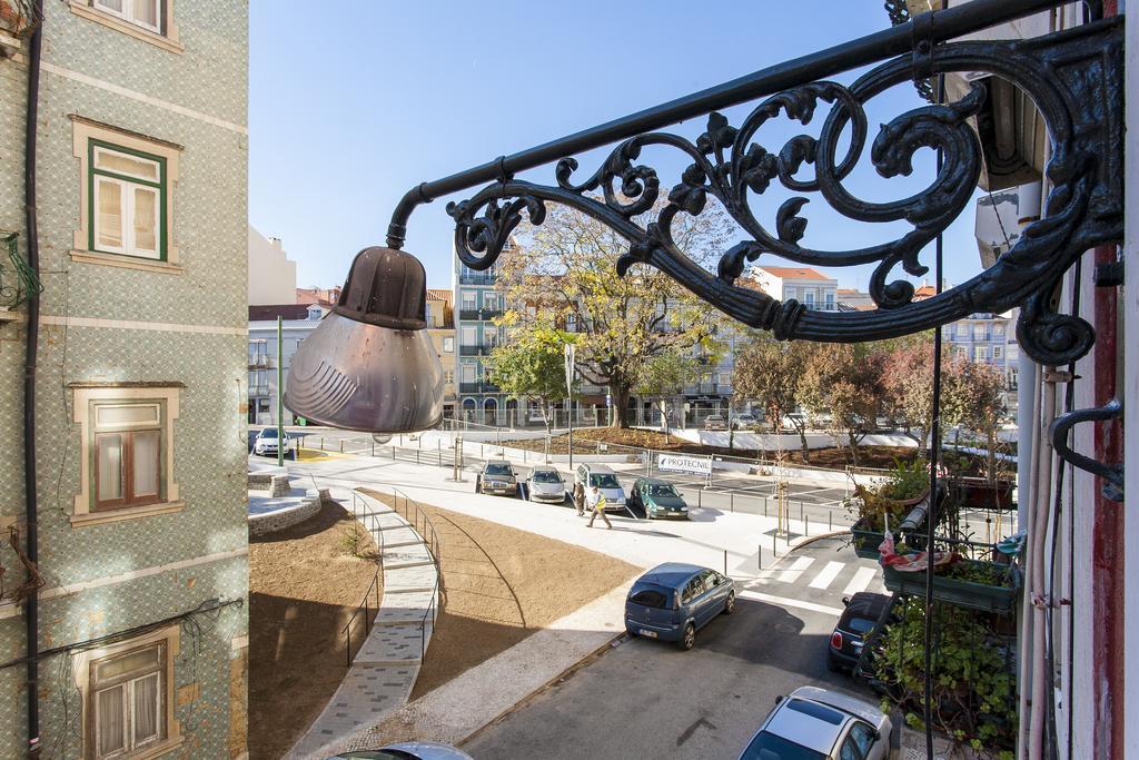Joivy Graca Deluxe Apartments Lisbon Exterior photo