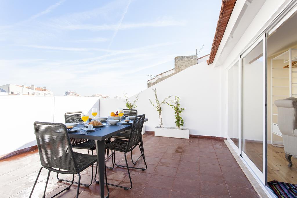 Joivy Graca Deluxe Apartments Lisbon Exterior photo